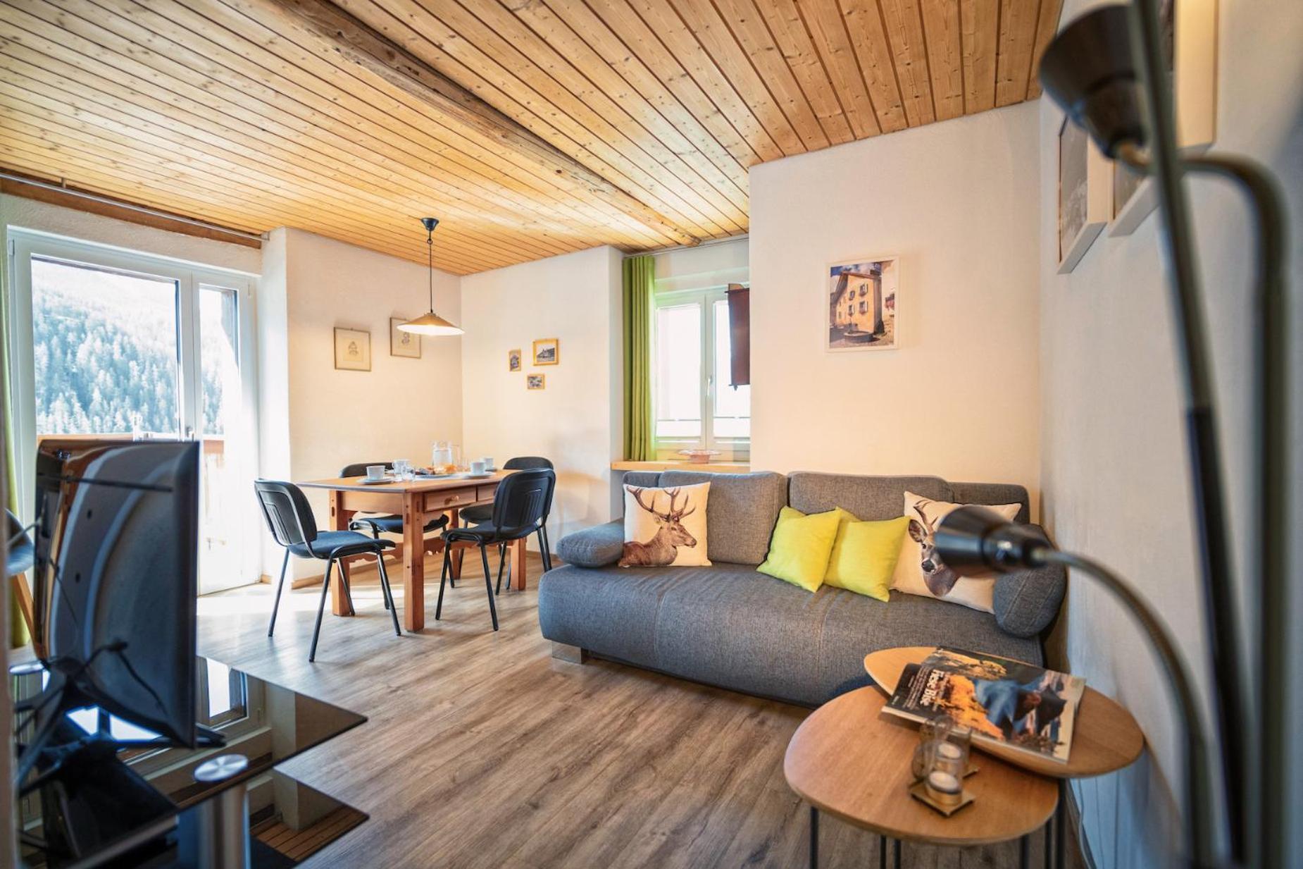 Apartmán Chasa Gisep Scuol Exteriér fotografie