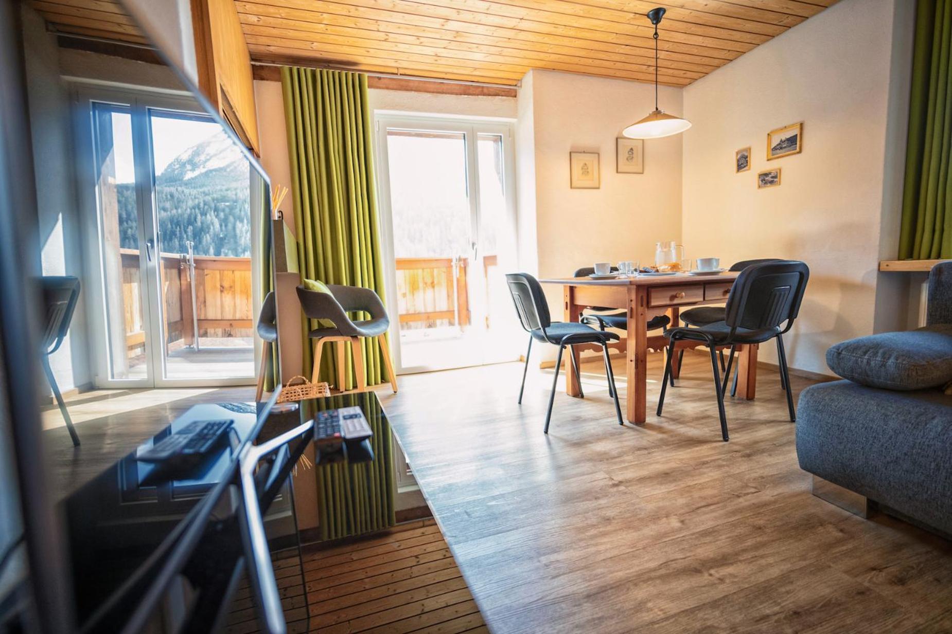 Apartmán Chasa Gisep Scuol Exteriér fotografie